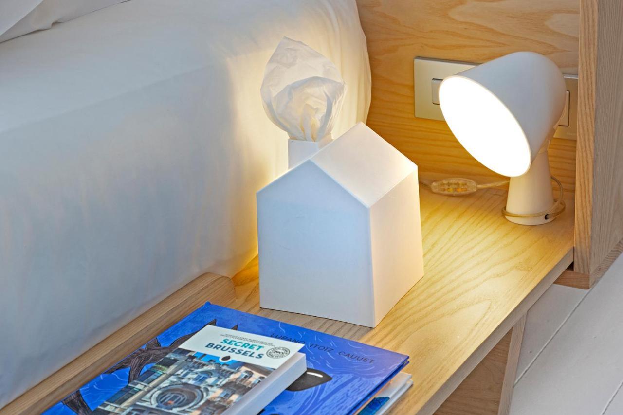 Happy Guesthouse - Grand Place Brussel Bagian luar foto