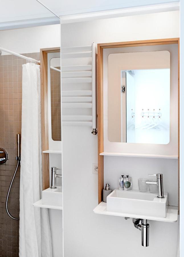Happy Guesthouse - Grand Place Brussel Bagian luar foto
